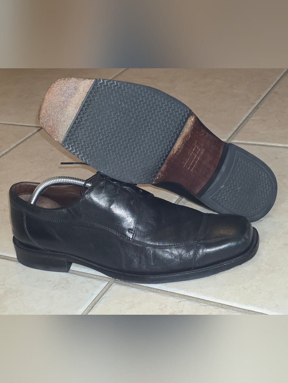 Johnston & Murphy Black Leather Lace-Up Cap-Toe Dress Oxfords